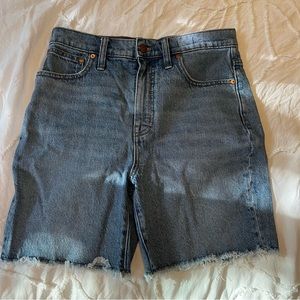 Madewell High-Rise Mid-Length Shorts Size 28